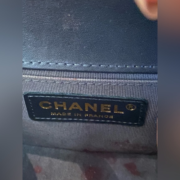 Chanel Classic Quilted Boy Bag Small Grey - Picture 10 of 14